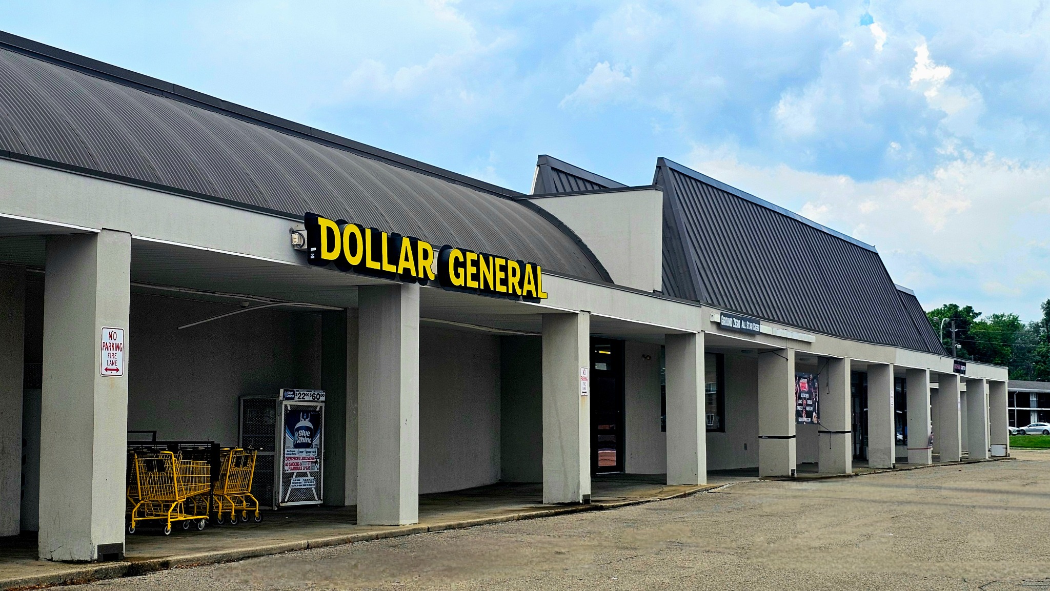 Dollar General at Skyway Plaza
